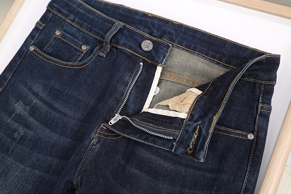 ブランドジーンズ角部分ディテール